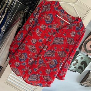 Rose & Thyme Red/blue floral print Top - Sz L